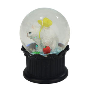 Figurine d'animal personnalisée artificielle 3d <span class=keywords><strong>chat</strong></span> <span class=keywords><strong>statue</strong></span> boule à neige souvenir décoration maison sculpture <span class=keywords><strong>peinture</strong></span> résine artisanat art ornements - Product Image 6