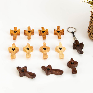 Croix en bois à main en <span class=keywords><strong>noyer</strong></span> pour soulager le stress, idéale pour l'artisanat – Cadeau spirituel anti-stress très prisé - Product Image 2