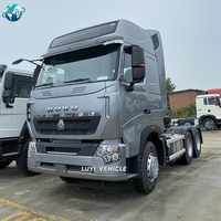 Camion tracteur camion 6x4 howo, 420hp, toit haut, pièce détachée, offre spéciale, 2020