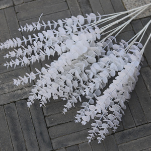 Fleurs d'eucalyptus artificielles en PVC souple, haute simulation, pour décorations de mariage en extérieur, arche de plafond et accessoires de paysagisme - Product Image 6