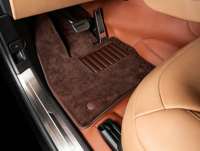 Alfombrillas Duraderas de Cuatro Piezas con Borde de Cuero y Capa Profunda de Material Mixto para Mejora del Interior del Coche