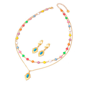 Collar de doble capa con diseño de corazón a la moda, chapado en oro, con gota de agua y turquesa, de acero inoxidable, estilo bohemio vintage, y pendientes de aro para mujer hindú. - Product Image 5