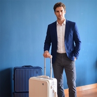 Valise rigide en PC durable, vente en gros d'usine, ouverture frontale, serrure approuvée TSA, support de téléphone, crochet dissimulé