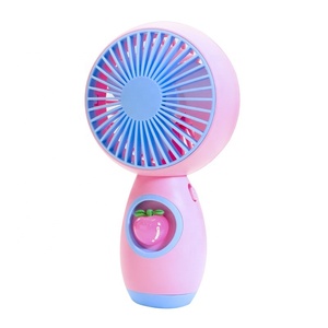 Nuevo <span class=keywords><strong>Ventilador</strong></span> Eléctrico Mini <span class=keywords><strong>de</strong></span> Escritorio Portátil con Diseño Infantil, Carga USB, Control <span class=keywords><strong>de</strong></span> Teclas <span class=keywords><strong>de</strong></span> Piano, <span class=keywords><strong>Silencioso</strong></span> y <span class=keywords><strong>de</strong></span> Larga Duración, Verano 2026 - Product Image 1