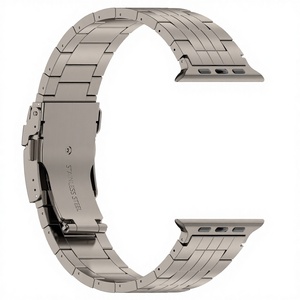 <span class=keywords><strong>Bracelet</strong></span> de luxe en <span class=keywords><strong>titane</strong></span> à cinq maillons pour <span class=keywords><strong>Apple</strong></span> <span class=keywords><strong>Watch</strong></span> Series 9 8 7 6 5 4 SE, respirant, 22 mm, compatible avec les montres 42 mm, 44 mm, 45 mm, 49 mm - Product Image 3