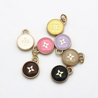 Accessoire de mode - Pendentif Breloque Fête Trèfle à quatre feuilles en alliage plaqué or avec zircon pour collier, bracelet et boucles d'oreilles