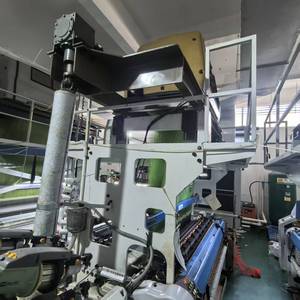 Telaio per tessitura a pinza R9500 usato con Jacquard Stäubli per la produzione di etichette tessute per abbigliamento e asciugamani in spugna - Product Image 5