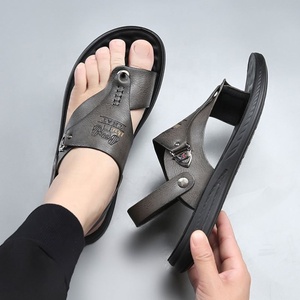 Sandales de plage d'été pour hommes, style coréen, tendance, en faux daim, légères, respirantes, antidérapantes, de qualité supérieure - Product Image 3
