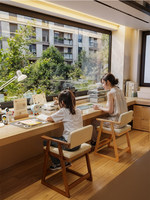 Chaise d'étude pour enfants en bois massif, hauteur réglable, design minimaliste, siège en éponge haute densité, chaise d'étude et de repas ETY002