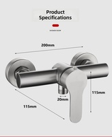 Système de douche pluie mural en acier inoxydable 304 à trois jets avec mitigeur de douche à main, design moderne pour salle de bain