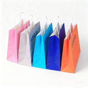 Sac cadeau en papier kraft de luxe écologique de haute qualité avec cordon de serrage, poignée et ruban, logo personnalisé, emballage de vêtements, blanc - Product Image 1