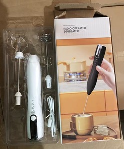 カスタマイズ可能なミニブレンダー、コーヒー、カプチーノ、ホットチョコレート用、ハンドヘルド電動ミルクフォーマー、ミルクシェイク用スタンド付き - Product Image 6