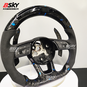 Volante de Cuero y Fibra de Carbono Forjada para Modificación Interior de Automóviles <span class=keywords><strong>Audi</strong></span>, Compatible con A1 A3 A4 A5 A6 Q1 Q3 <span class=keywords><strong>Q4</strong></span> - Product Image 2