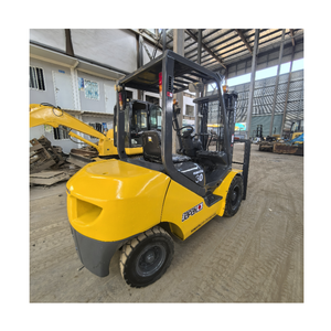 Montacargas diésel Komatsu FD30 de 3 toneladas, original de Japón, listo para trabajar, al mejor precio, de alta calidad, en oferta en CHINA. - Product Image 1