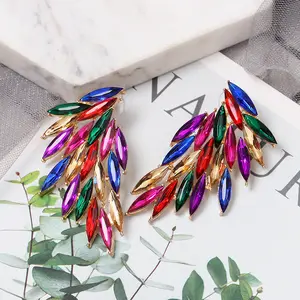 wholesale cheap fashion wing shaped glitter acrylic statement earrings jewelry