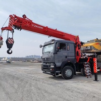 Grue montée sur camion de 20 tonnes, hauteur de levage de 25 m, moteur Weichai, pompe, boîte de vitesses, norme d'émission Euro 6, télécommande électro-hydraulique