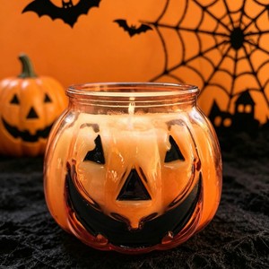 Bougie parfumée LANJO Halloween Jack O Lantern dans un bocal en verre orange avec un design classique de citrouille pour la décoration des fêtes - Product Image 1