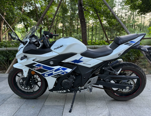 Moto Cruiser Suzuki GSX250R <span class=keywords><strong>d</strong></span>'<span class=keywords><strong>occasion</strong></span> - Faible kilométrage, haute qualité, moto idéale pour <span class=keywords><strong>d</strong></span>ébutant - Product Image 2