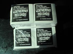 Etiquetas de Vinilo Ultra Destructibles Autoadhesivas Plateadas, Etiquetas <span class=keywords><strong>UDV</strong></span> Plateadas a Prueba de Manipulación, Pegatinas Plateadas Tipo Cáscara de Huevo para Graffiti - Product Image 1