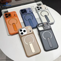 Funda Protectora Trasera para iPhone 17 16 15 Pro Max, Acabado Mate Sedoso, Magnética, con Ranuras para Tarjetas, Estilo Stussy