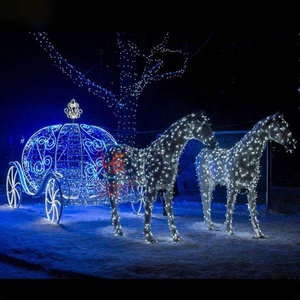 Escultura LED 3D de Acrílico para Iluminación Exterior Personalizada, Carruaje de Caballos con Diseño de Cenicienta a Tamaño Real para Bodas - Product Image 4