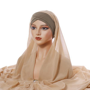 Ensemble de hijab instantané de luxe en mousseline de soie unie quatre saisons écharpe malaisienne avec bonnet de sous-foulard en jersey intérieur fabriqué en Chine - Product Image 6