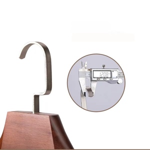 Design antico pesante appendiabiti in legno con Design antico Logo personalizzato di lusso con spalle larghe-per <span class=keywords><strong>cucina</strong></span> <span class=keywords><strong>e</strong></span> guardaroba - Product Image 5