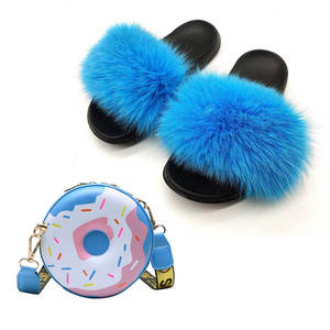 Pantoufles d'extérieur en fourrure de renard pour femmes, chaussures donuts douces, de diapositives en fourrure pelucheuses, sacs à bandoulière ronds pour la maison, tong de maison, collection 2020 - Product Image 2