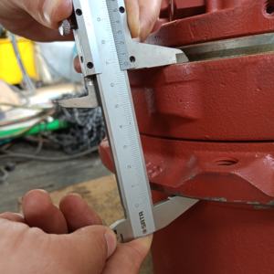 VIO55 Bagger Fahrmotor MAG33VP-550 VIO55 Endantrieb - Product Image 5