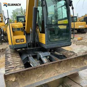 Excavatrice 75DA d'occasion presque neuve, modèle 2024, seulement 345 heures de fonctionnement - Product Image 3