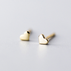 Boucles <span class=keywords><strong>d</strong></span>'oreilles minimalistes <span class=keywords><strong>en</strong></span> argent sterling 925 plaqué or <span class=keywords><strong>en</strong></span> <span class=keywords><strong>forme</strong></span> <span class=keywords><strong>de</strong></span> cœur, <span class=keywords><strong>de</strong></span> <span class=keywords><strong>croix</strong></span> et <span class=keywords><strong>d</strong></span>'étoile pour femmes - Product Image 3