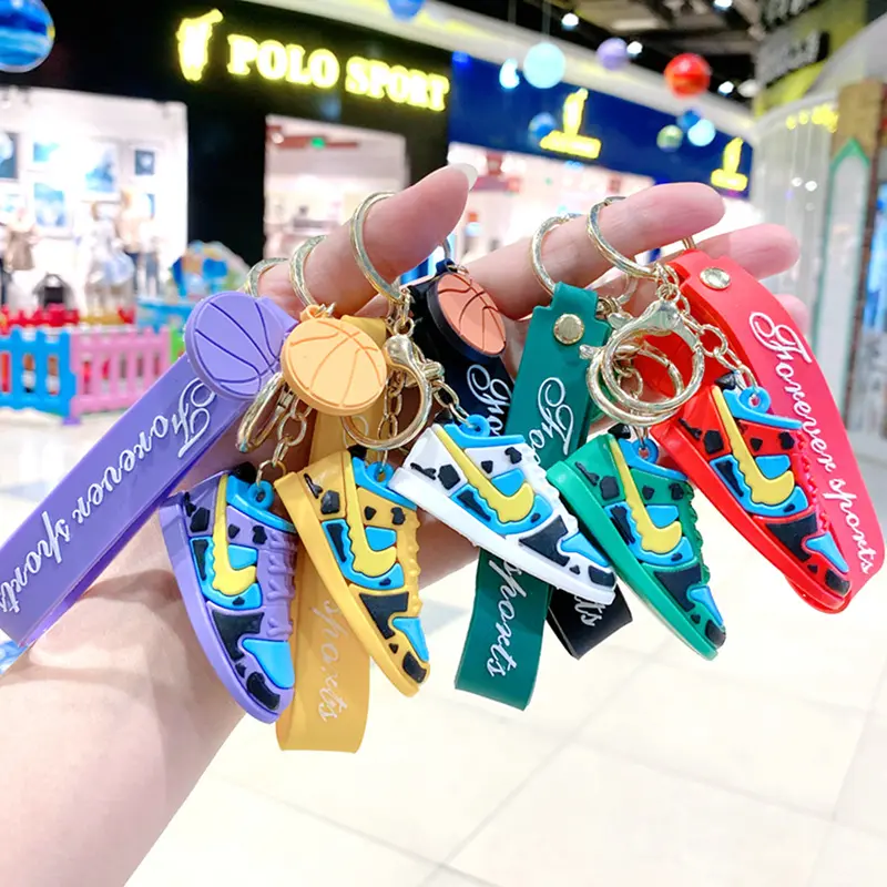 Creative Small Gift Custom Logo Keychain Couple Favorite Gifts Basketball Sneakers Keychain Bag Accessories