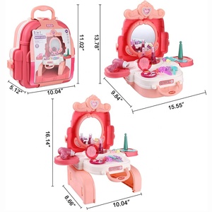 <span class=keywords><strong>Set</strong></span> Giocattolo 3 in 1 per Bambini 2021: Zaino, Toeletta e <span class=keywords><strong>Set</strong></span> <span class=keywords><strong>Trucco</strong></span> - Product Image 6