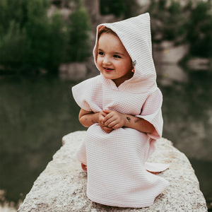 Macaron Color <strong>Waffle</strong> Cotton Wearable Baby Dry Fast Short Sleeve Towel Beach Hooded Change <strong>Robe</strong> Outdoor Kids Summer Towel Poncho - Product Image 2