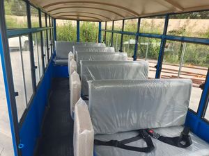 รถบัสไฟฟ้าสำหรับเที่ยวชมสถานที่ 11 ที่นั่ง แบตเตอรี่ตะกั่ว-กรด 72V100ah ขับเคลื่อนด้วยมอเตอร์ไฟฟ้ากระแสสลับ 4KW - Product Image 5