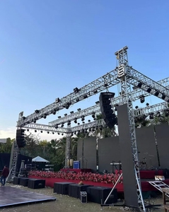 Palco Mobile per Matrimoni all'Aperto di Alta Qualità, Best-seller, Durevole, con Sfondo e Struttura Truss - Product Image 6