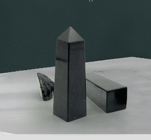 Obelisco Cuadrado <span class=keywords><strong>de</strong></span> Cuatro Lados Tallado a Mano, Shungita Natural, Único, Sólido, Duradero, Mineral Místico Espiritual, Decoración para Escritorio - Product Image 2