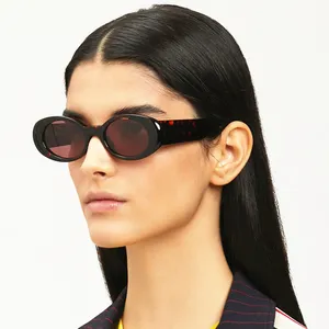 Toplu satın küçük Oval Vintage Shades Unisex moda plaj güneş gözlüğü kadınlar erkekler için özelleştirilmiş Retro siyah beyaz güneş gözlüğü 2024