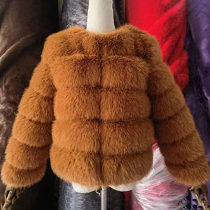 Élégante Veste Courte en Fourrure Artificielle pour Femme : Confort et Style par Temps Froid - Product Image 3