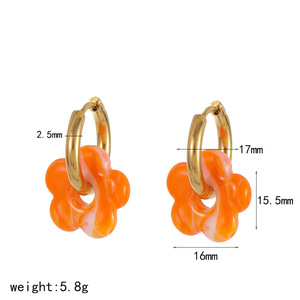 Pendientes de aro de acero inoxidable con flores coloridas Li Quan para mujer, pendientes pequeños chapados en oro, estilo moderno para ir al trabajo - Product Image 5