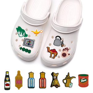 NH Vente en gros de breloques de chaussures personnalisées POÈTES TORTURES DEPART HOMMES TTPD Décoration de chaussures à boucle en dentelle - Product Image 1