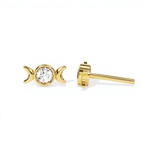 Boucles d'oreilles clous en or blanc triple lune avec diamants de laboratoire - Product Image 1