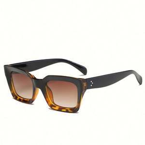 Lunettes de soleil rectangulaires rétro léopard pour femme 2025, avec rivets, protection UV400, petite monture carrée - Product Image 4