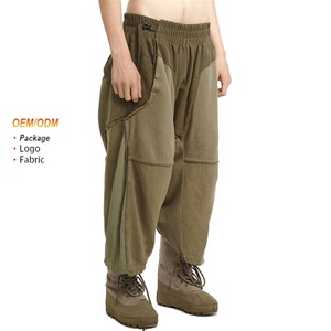 Pantalones de chándal de hombre personalizados de alta calidad, informales, holgados, ajustados, con parche polar, lavados en contraste, para correr - Product Image 1