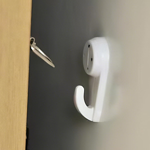 Plastic <b>Wall</b> Hook Single Hook 40.9mm X 9.5mm Non Marking Hook For Home Use - Product Image 3
