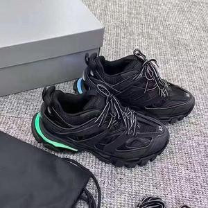 Scarpe di Lusso LED in Camoscio, <span class=keywords><strong>Sneaker</strong></span> Retrò alla Moda, Alta Qualità, Stile Casual Sportivo per <span class=keywords><strong>Uomo</strong></span> e Donna - Product Image 4