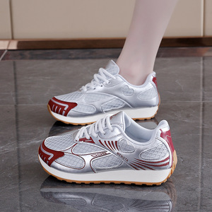 Nouvelles chaussures de sport légères pour femmes, style 2026, polyvalentes, décontractées, à semelle épaisse, surface en maille Agan - Product Image 4