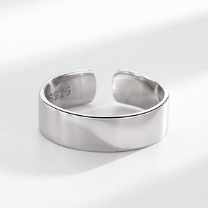 แหวนเงินแท้ 925 แบบเปิด ปรับขนาดได้ สลักชื่อได้ - Product Image 2