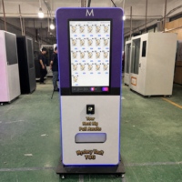 Distributeur automatique de cartes IP haute capacité pour cartes de jeu, portable, écran tactile LED 32 pouces, surveillance à distance SDK, paiement par carte de crédit