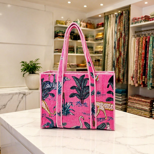 Bolso Tote de Terciopelo Le Souvenirs para Mujer, Estilo Bohemio Vintage con Estampado de Jungla, Bolsillos Interiores, Ligero, Ideal para Viajes y Compras de Verano - Product Image 1
